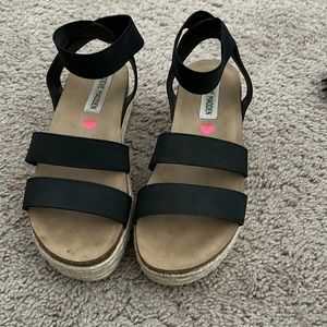 steve madden strappy sandals
